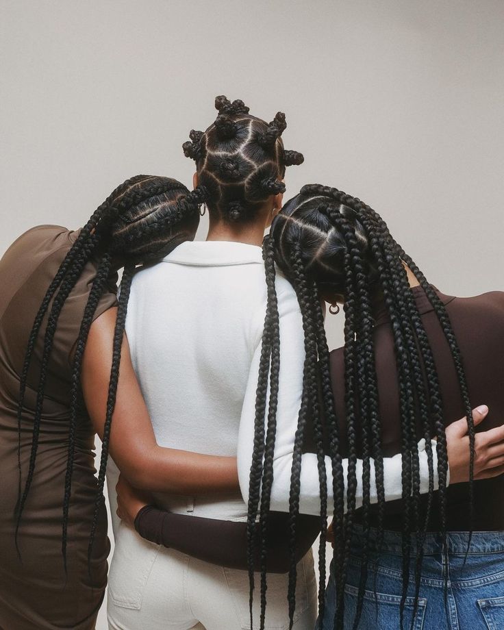 Creative triangle pattern box braids